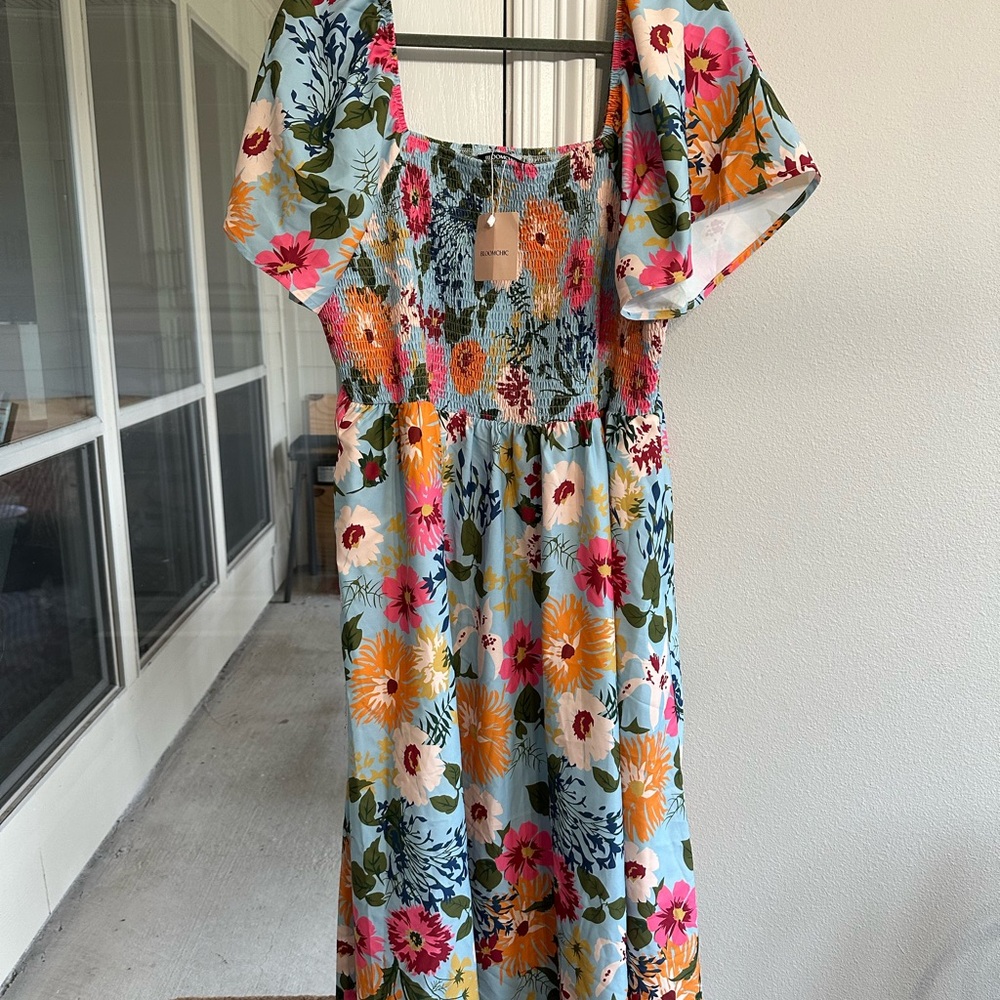 Floral Maxi Dress with Short Sleeves